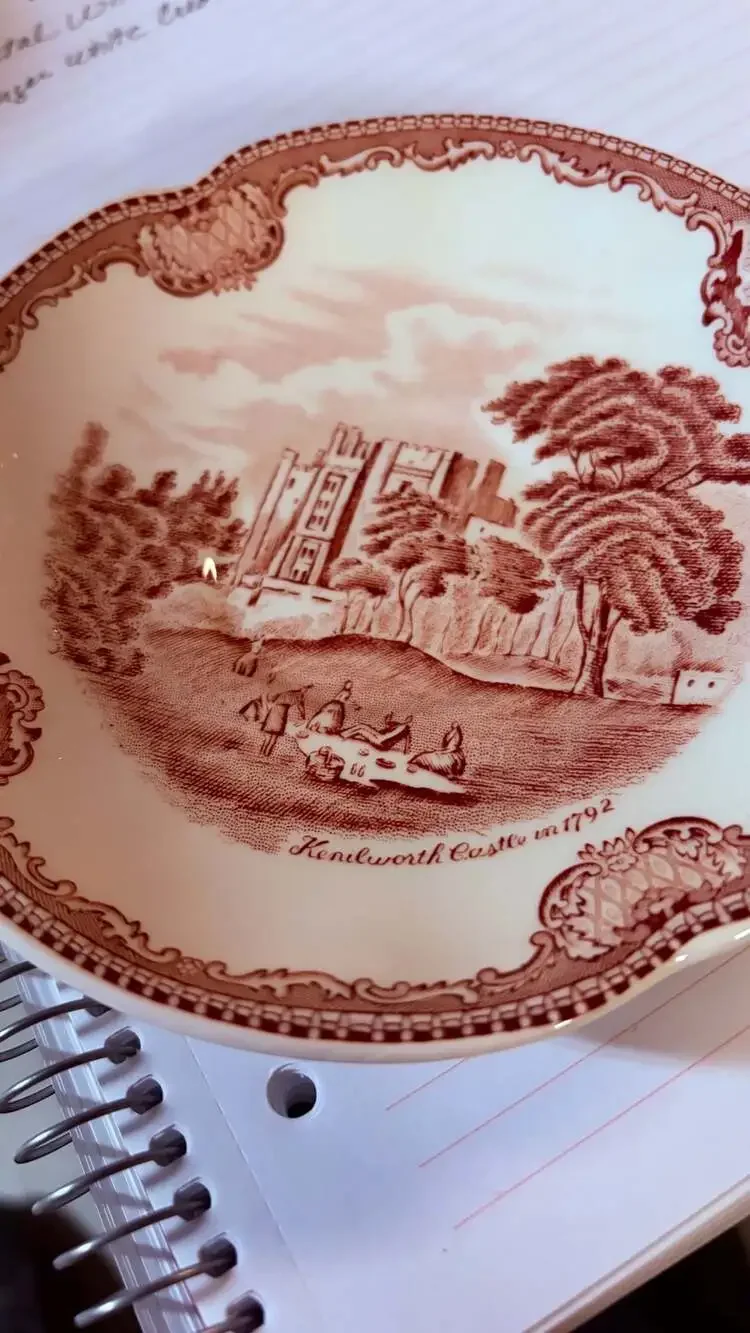 Johnson Bros Old Britain Castles Red Tea Cup & Saucer Kenilworth Castle England